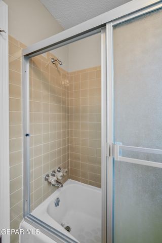 9002 RANCICH Street, El Paso, TX 79904