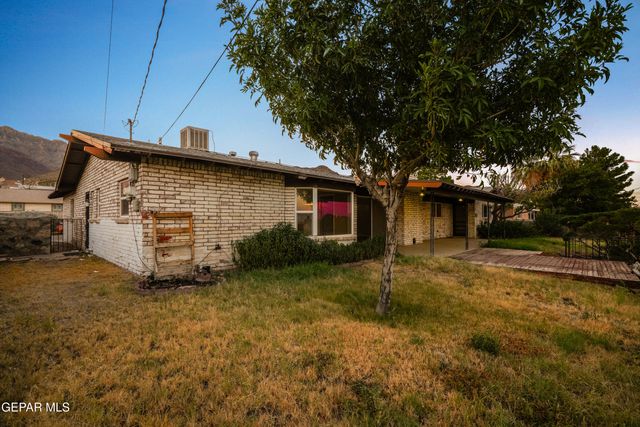 9002 RANCICH Street, El Paso, TX 79904