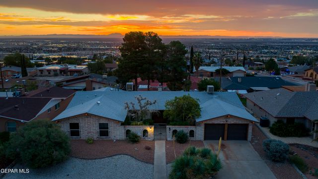 9002 RANCICH Street, El Paso, TX 79904