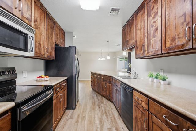 5606 Oolooteka, San Antonio, TX 78218