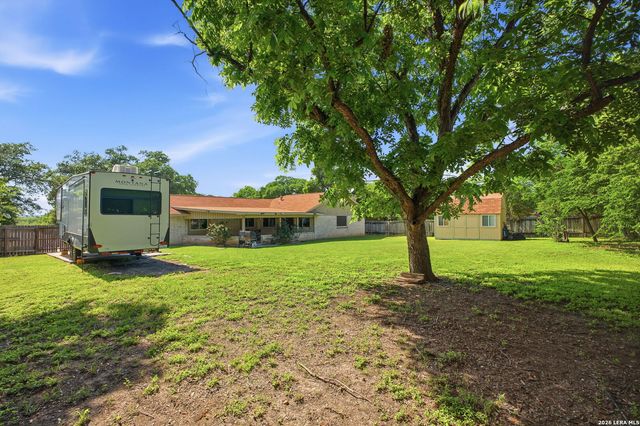 5606 Oolooteka, San Antonio, TX 78218