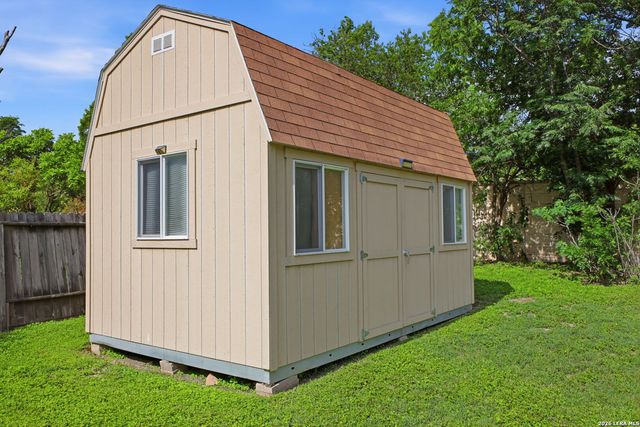 5606 Oolooteka, San Antonio, TX 78218