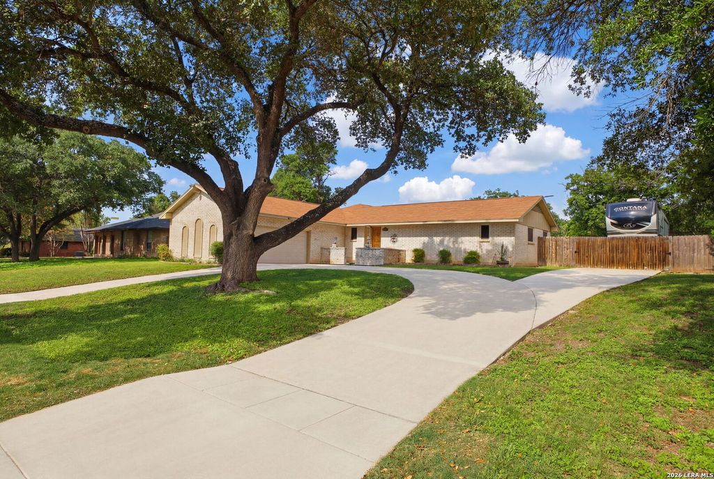 5606 Oolooteka, San Antonio, TX 78218