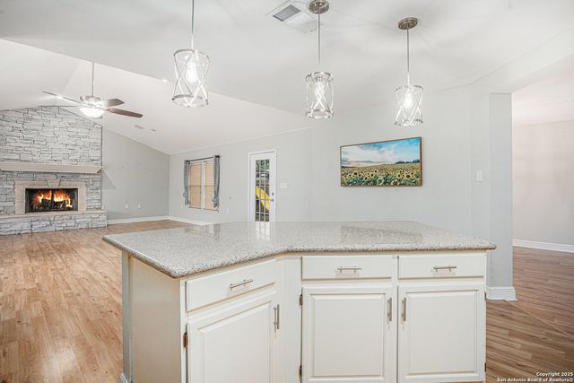 6322 Regency Mnr, San Antonio, TX 78249