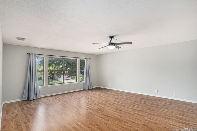 6322 Regency Mnr, San Antonio, TX 78249
