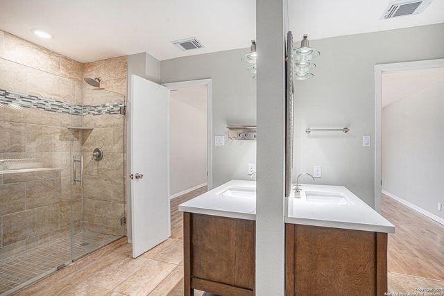6322 Regency Mnr, San Antonio, TX 78249