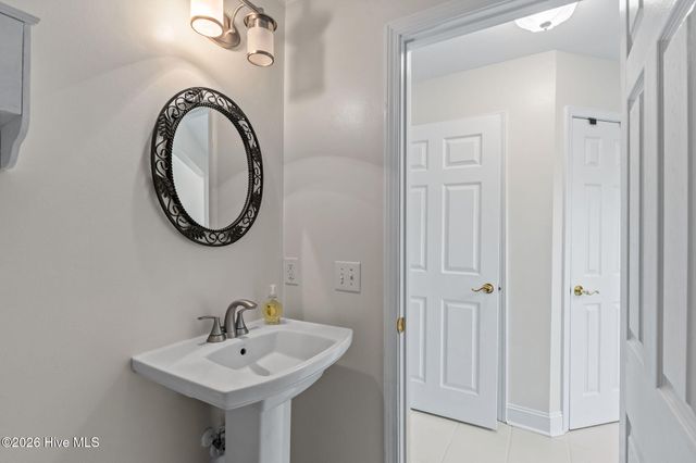 102 Shady Path, Swansboro, NC 28584