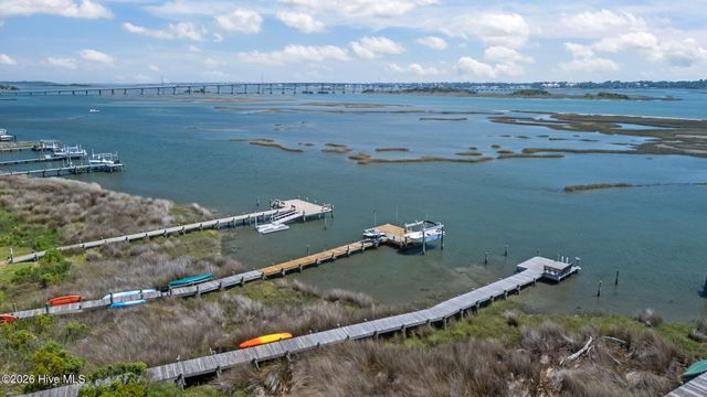 102 Shady Path, Swansboro, NC 28584