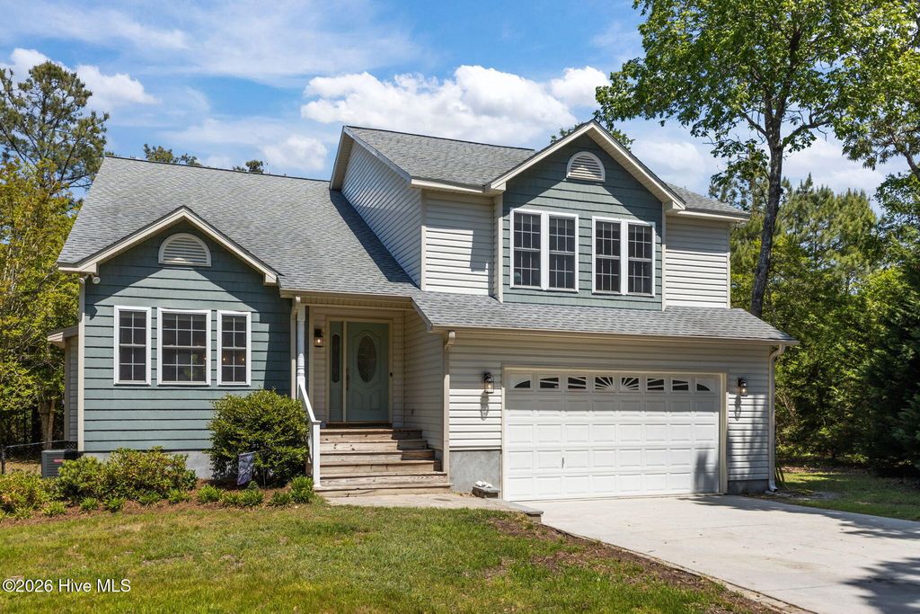 102 Shady Path, Swansboro, NC 28584