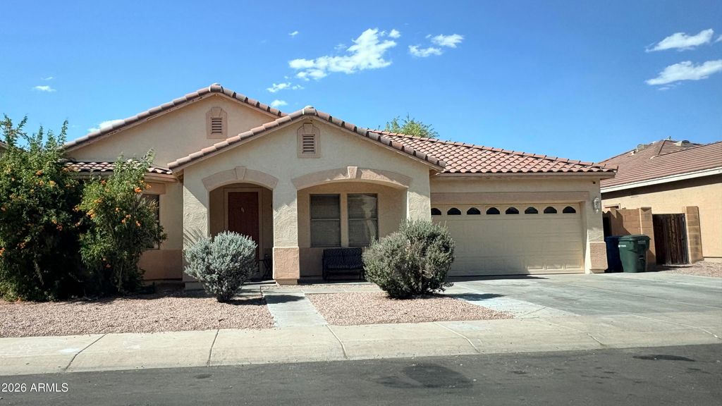 1338 E PEDRO Road, Phoenix, AZ 85042