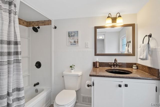 5000 West Genesee Street, Camillus, NY 13031