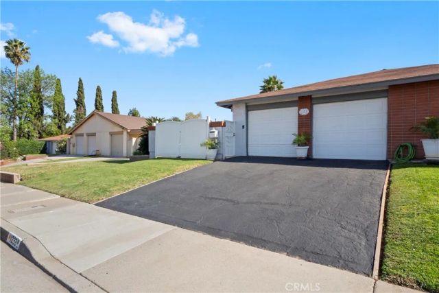 1233 Sunkist, Corona, CA 92882