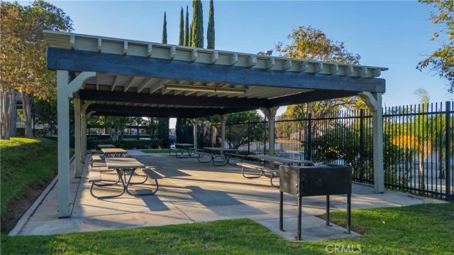 1233 Sunkist, Corona, CA 92882