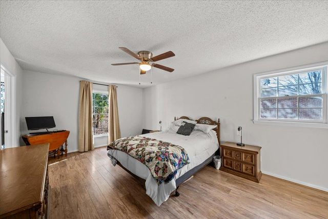 254 Heathwood Drive, Spartanburg, SC 29307