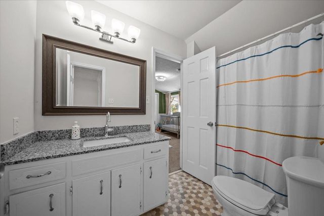 254 Heathwood Drive, Spartanburg, SC 29307