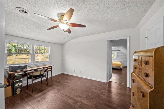 254 Heathwood Drive, Spartanburg, SC 29307