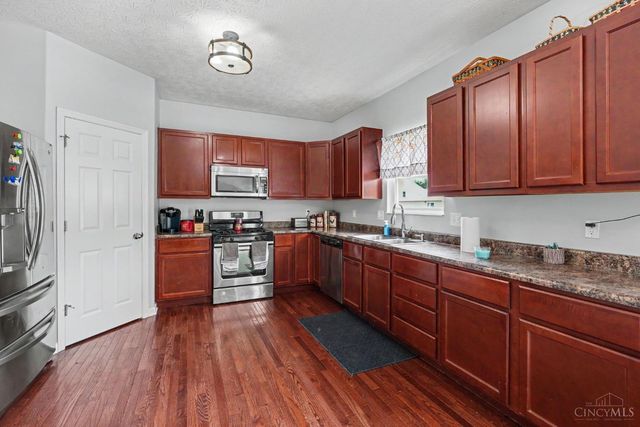 114 Compass Court, New Richmond, OH 45157