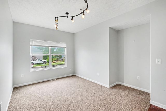 114 Compass Court, New Richmond, OH 45157