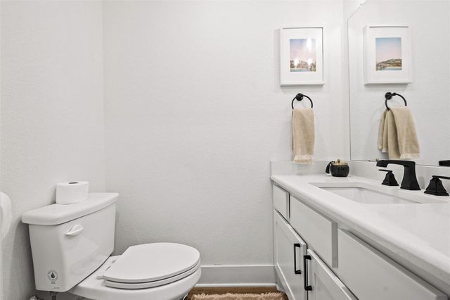 345 Morning Dew DR, Round Mountain, TX 78663