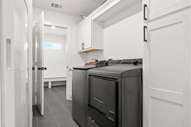 345 Morning Dew DR, Round Mountain, TX 78663