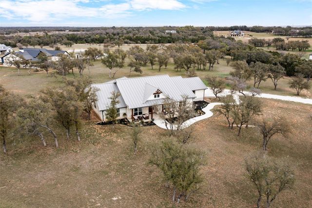 345 Morning Dew DR, Round Mountain, TX 78663
