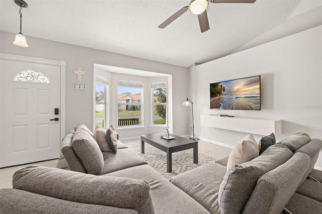 638 BASINGSTOKE COURT, Kissimmee, FL 34758