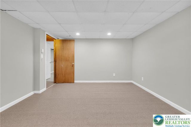 2233 Front Street, Wilson Boro, PA 18042