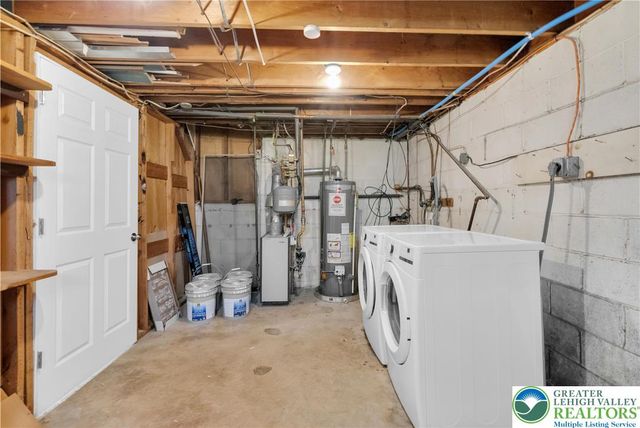 2233 Front Street, Wilson Boro, PA 18042