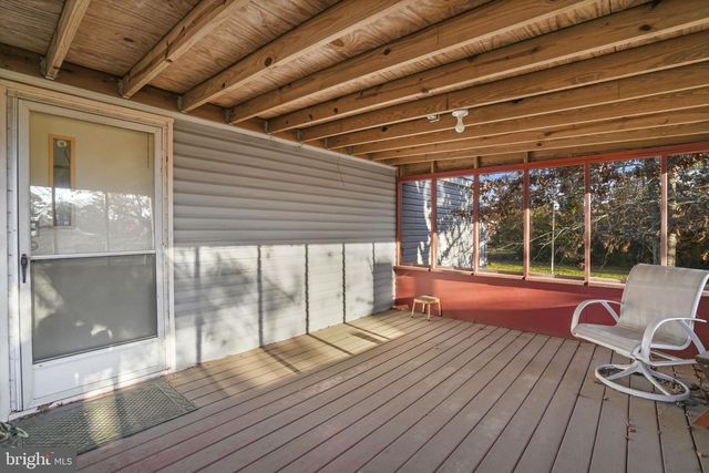 5186 COLEYS LN, Chincoteague Island, VA 23336