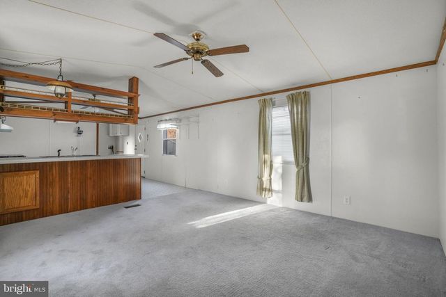 5186 COLEYS LN, Chincoteague Island, VA 23336