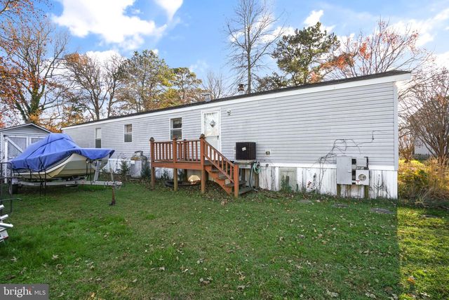 5186 COLEYS LN, Chincoteague Island, VA 23336