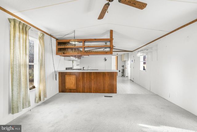 5186 COLEYS LN, Chincoteague Island, VA 23336