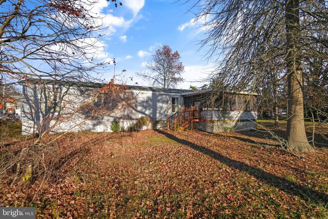 5186 COLEYS LN, Chincoteague Island, VA 23336