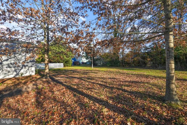 5186 COLEYS LN, Chincoteague Island, VA 23336