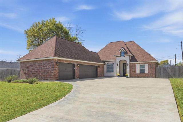 700 Janice Drive, Sulphur, LA 70663