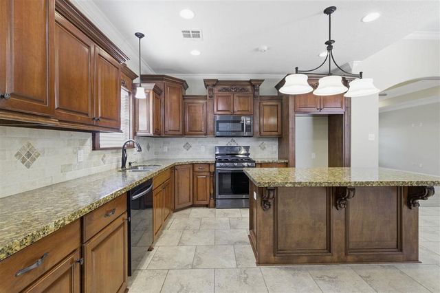 700 Janice Drive, Sulphur, LA 70663