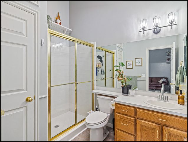 1166 N 700 W, Centerville, UT 84014