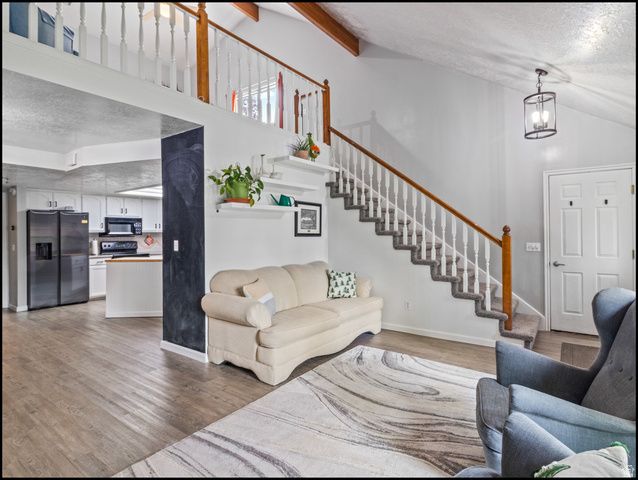 1166 N 700 W, Centerville, UT 84014