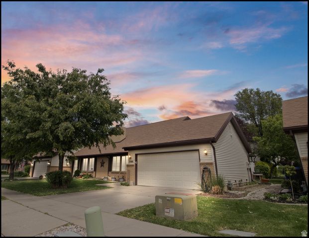 1166 N 700 W, Centerville, UT 84014