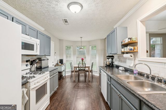 384 Marsha Way, Sharpsburg, GA 30277