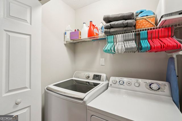 384 Marsha Way, Sharpsburg, GA 30277