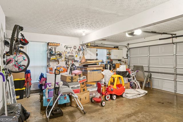 384 Marsha Way, Sharpsburg, GA 30277