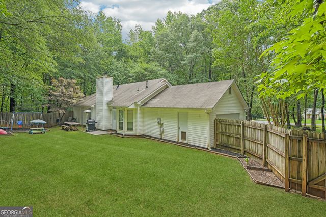 384 Marsha Way, Sharpsburg, GA 30277
