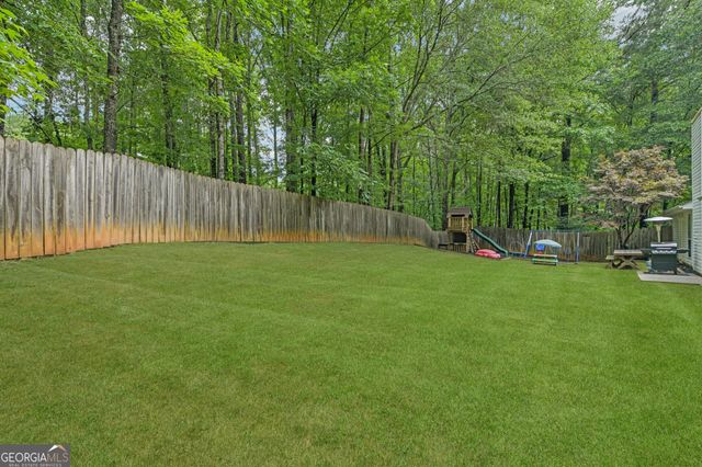 384 Marsha Way, Sharpsburg, GA 30277