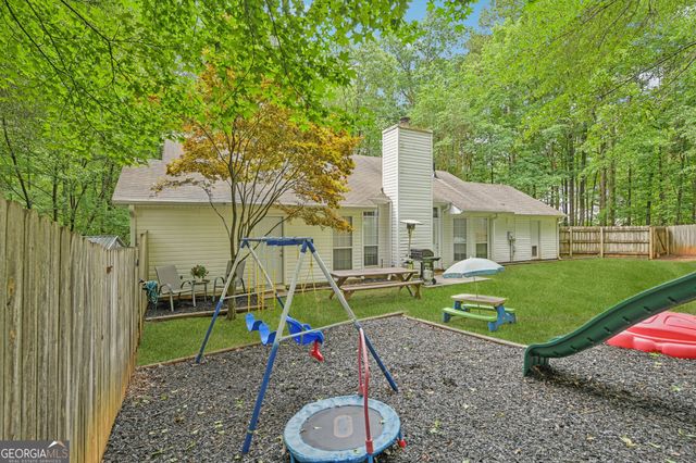 384 Marsha Way, Sharpsburg, GA 30277
