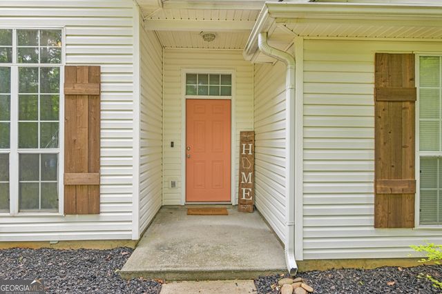 384 Marsha Way, Sharpsburg, GA 30277