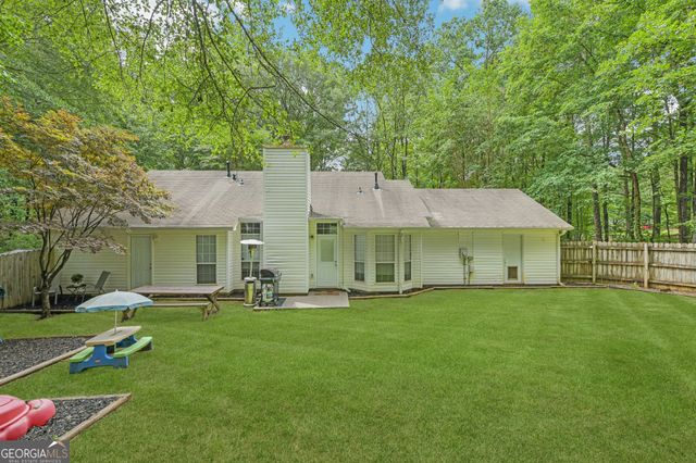 384 Marsha Way, Sharpsburg, GA 30277