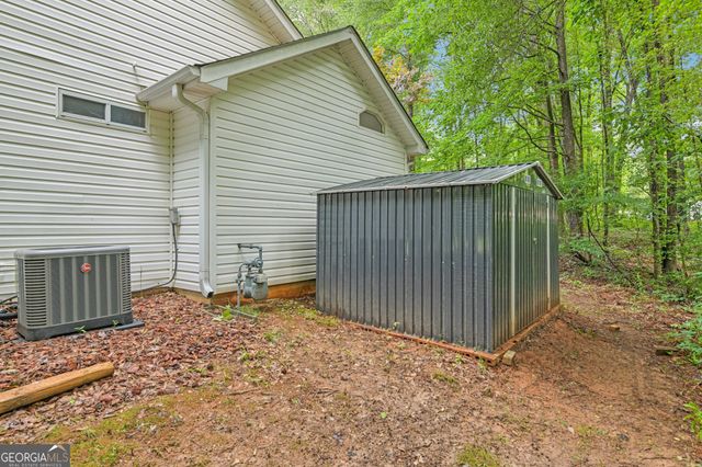 384 Marsha Way, Sharpsburg, GA 30277