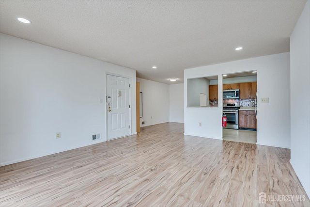 349 Lancaster Court, Piscataway, NJ 08854