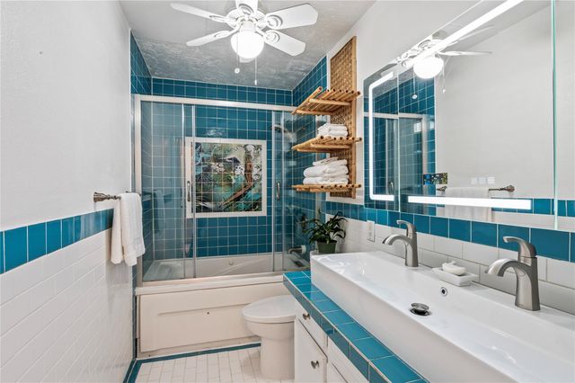 1902 Port Royal Drive, Nassau Bay, TX 77058